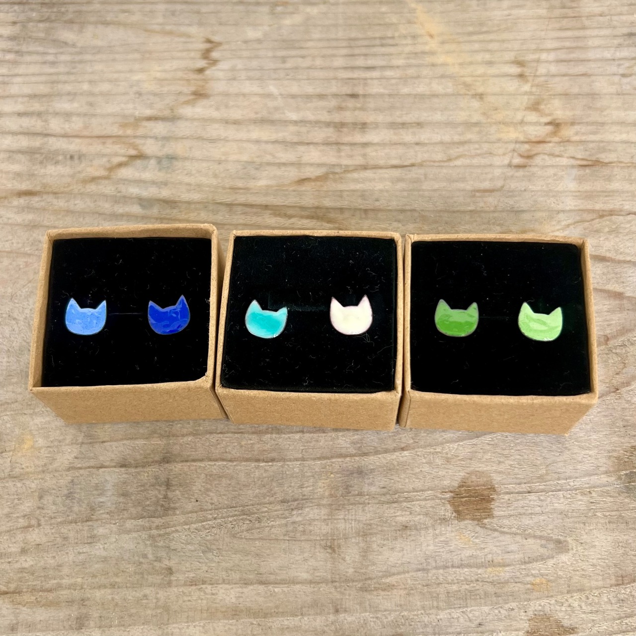 チタンポスト ミニねこピアス