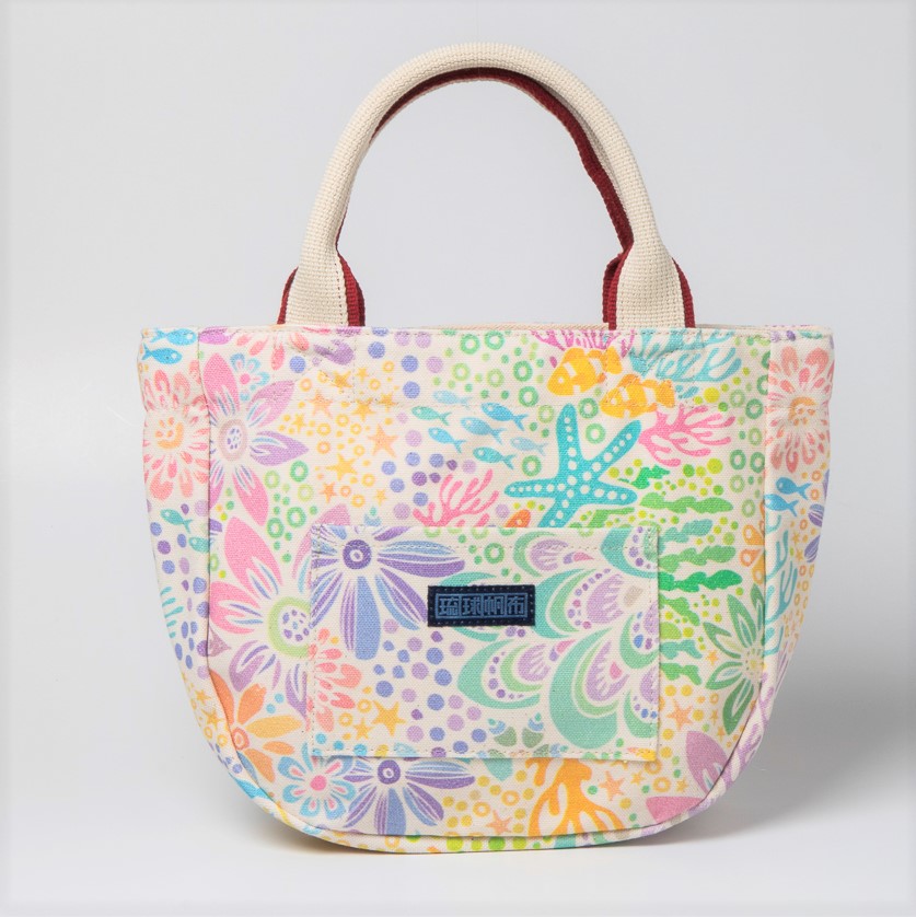 アートラウンドトート/サンゴの花畑