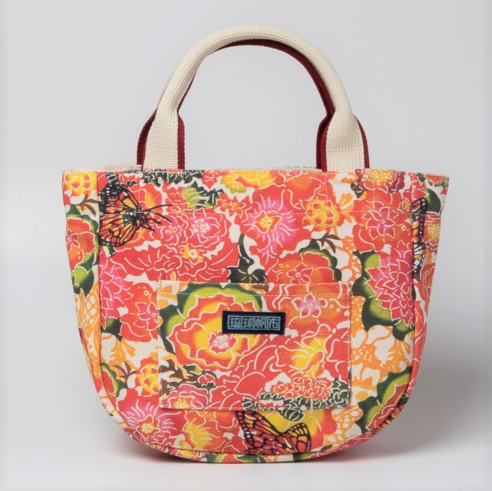 アートラウンドトート/紅型バタフライ