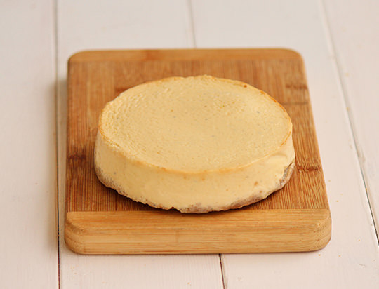 【送料込】PUZO はちみつとイタリア産ゴルゴンゾーラのチーズケーキ